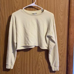 long sleeve cropped crew neck